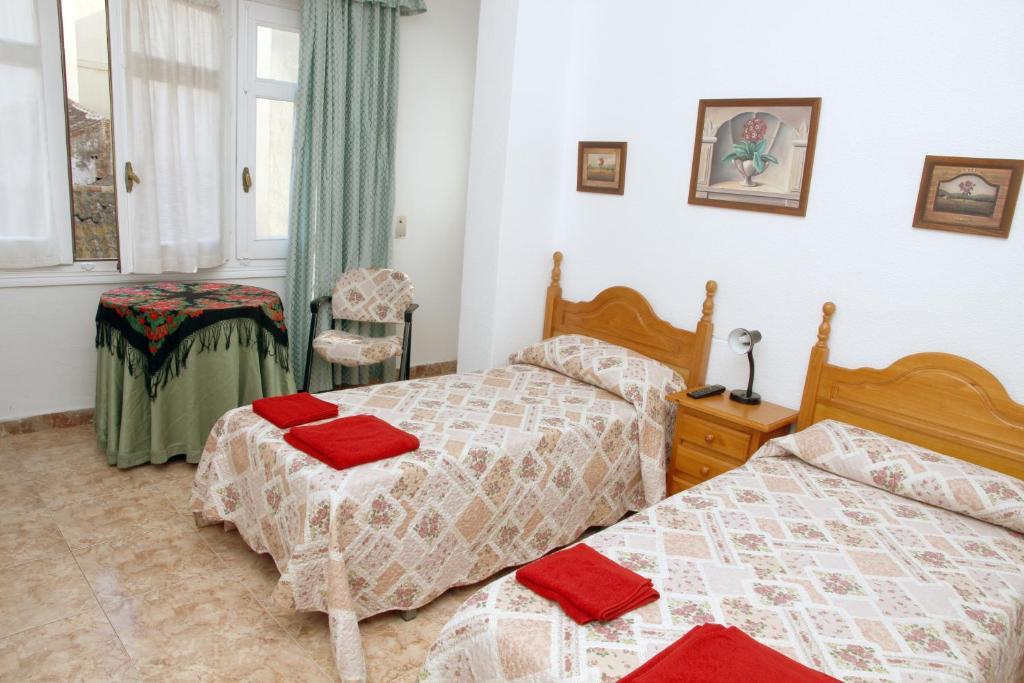 Pension La Palma Málaga Szoba fotó